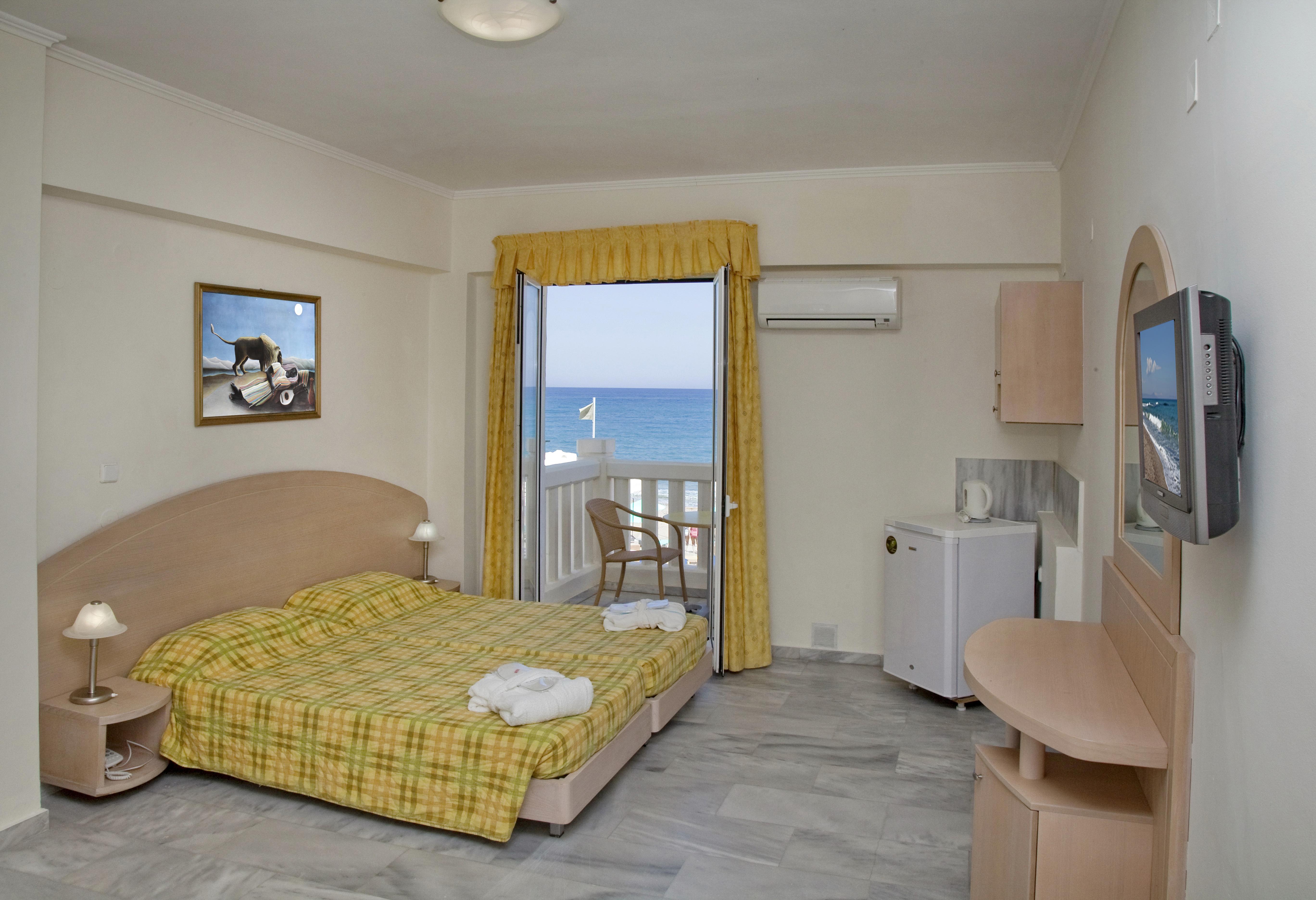 Jo An Beach Hotel Adelianos Kampos Exterior photo