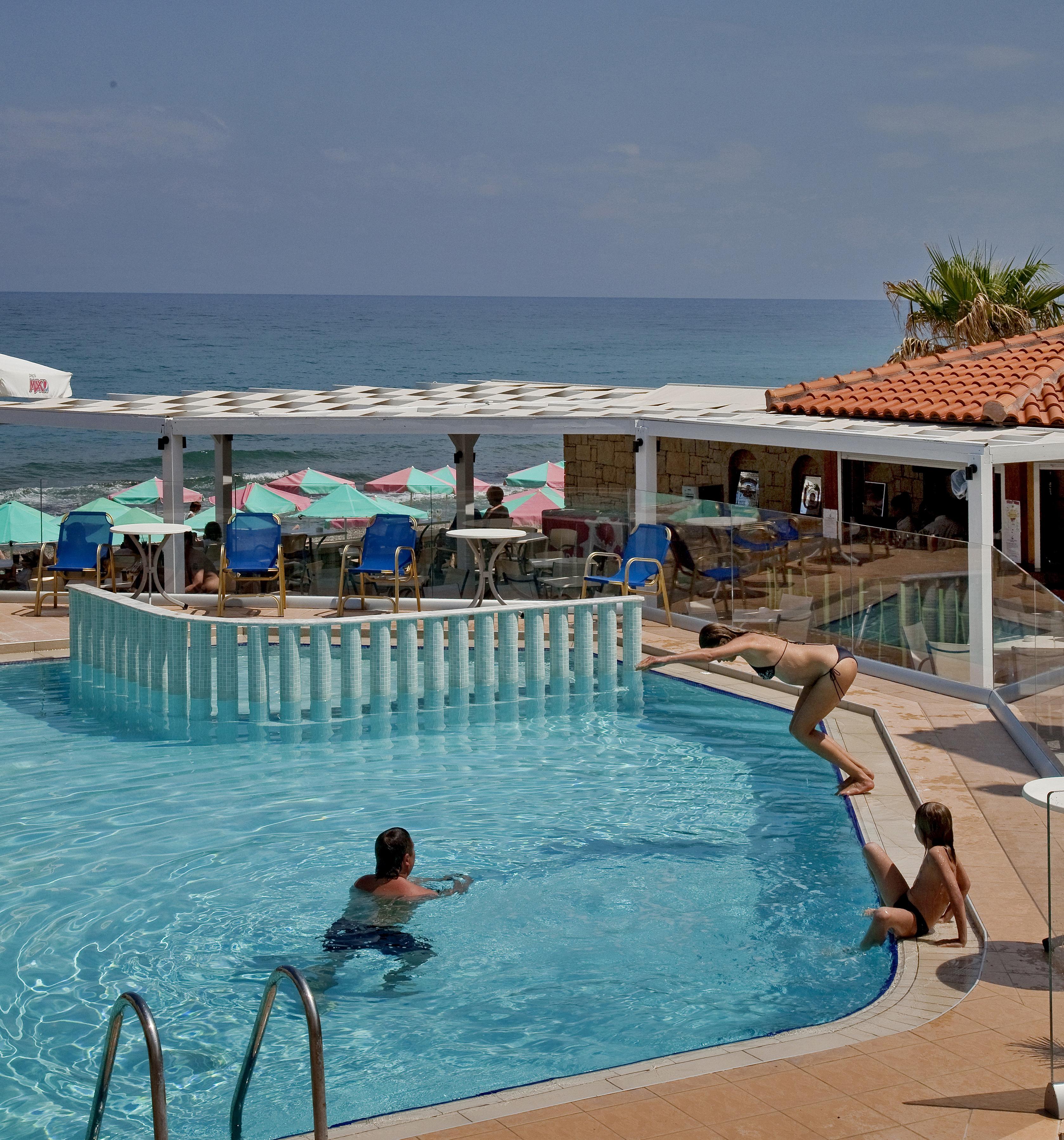 Jo An Beach Hotel Adelianos Kampos Exterior photo